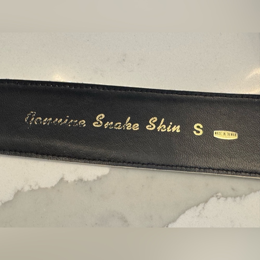 Vintage Snakeskin Cream Belt - Picture 9 of 9